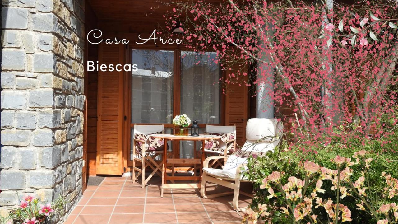 Casa Arce Villa Biescas  Buitenkant foto